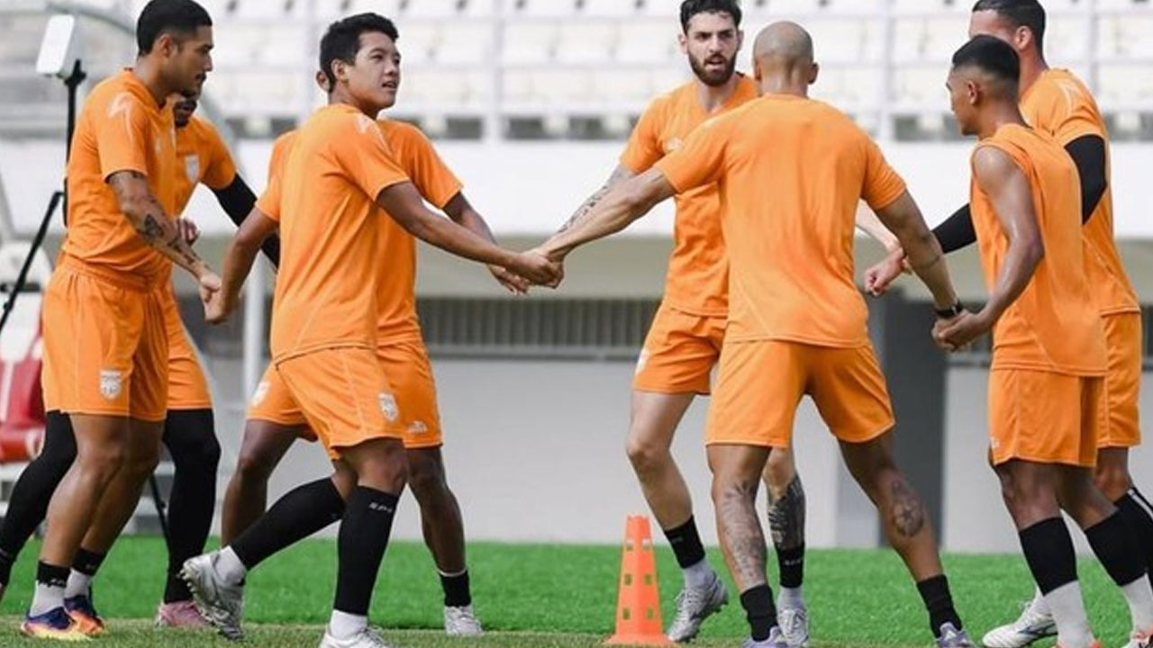 Borneo FC Siap Hadapi Persik Kediri Meski Tanpa Christophe Nduwarugira